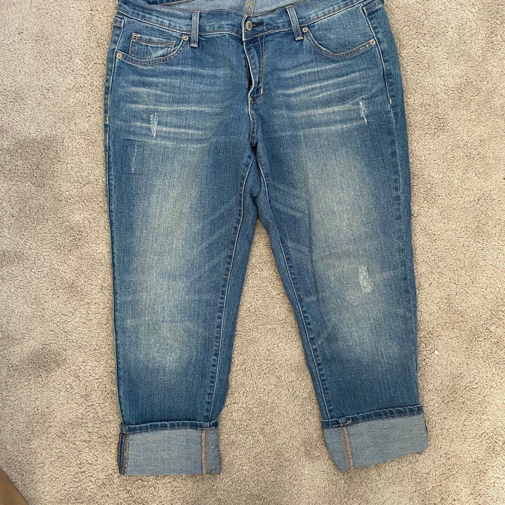 Cute Boyfriend Jeans - natural fade and ripped look.
